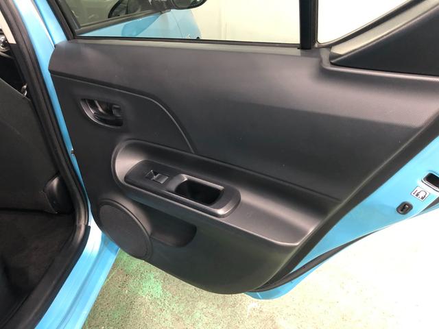 アクアＳ　車検整備付／走行距離３１６５２キロ／ワンセグナビ／マット１年保証距離無制限　走行距離３１６５２キロ　車検整備付　ワンセグナビ　バックカメラ　ブルートゥース　カーペットマット　助手席エアバッグ　オートライト（埼玉県）の中古車