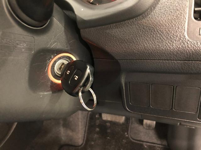 カローラフィールダーＸ　ＨＩＤリミテッド　車検整備付　走行２．２万キロ　ナビ禁煙車　ＨＩＤヘッドランプ　１年保証距離無制限　走行距離２２９３７キロ　点検記録簿あり　純正ワンセグナビ　バックカメラ　純正マット　運転席助手席エアバッグ　オートライト（埼玉県）の中古車
