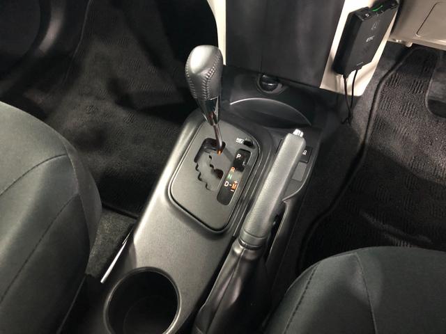 ｉＱ１３０Ｇ　ナビ／ドラレコ／ＥＴＣ一年保証・走行距離無制限　走行距離３１３２５キロ　フルセグナビ　ブルートゥース　ＤＶＤ　ドラレコ　サイドエアバック　オートライト　ＥＴＣ（埼玉県）の中古車