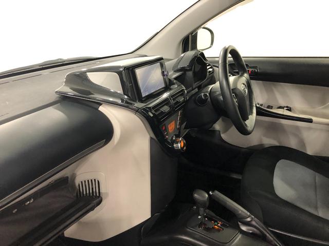 ｉＱ１３０Ｇ　ナビ／ドラレコ／ＥＴＣ一年保証・走行距離無制限　走行距離３１３２５キロ　フルセグナビ　ブルートゥース　ＤＶＤ　ドラレコ　サイドエアバック　オートライト　ＥＴＣ（埼玉県）の中古車