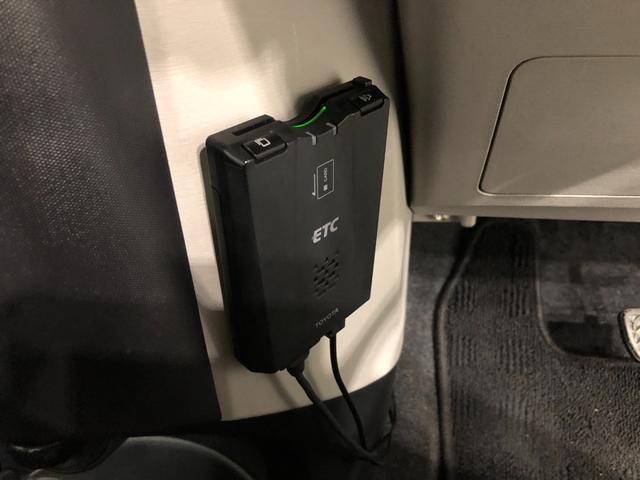 ｉＱ１３０Ｇ　ナビ／ドラレコ／ＥＴＣ一年保証・走行距離無制限　走行距離３１３２５キロ　フルセグナビ　ブルートゥース　ＤＶＤ　ドラレコ　サイドエアバック　オートライト　ＥＴＣ（埼玉県）の中古車
