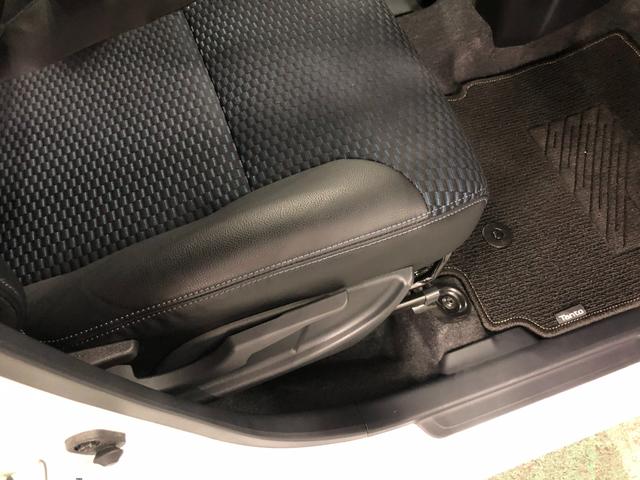 タントカスタムＸ　走行距離３７１３キロ／バックカメラ／ドラレコ１年保証距離無制限　走行距離３７１３キロ　ディスプレイオーディオ　バックカメラ　ドラレコ　純正マット　サイドエアバッグ　ＬＥＤヘッドランプ　アイドリングストップ　シートヒーター　両側電動スライドドア（埼玉県）の中古車