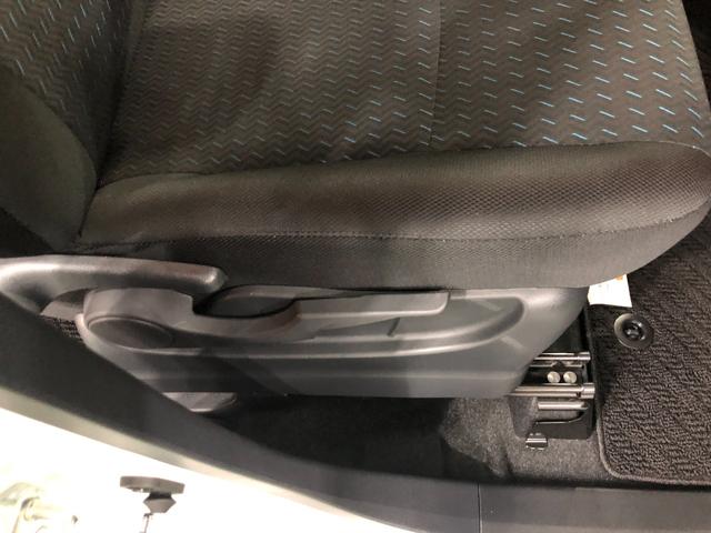 トールカスタムＧ　走行距離９０５３キロ／ディスプレイオーディオ一年保証・走行距離無制限　走行距離９０５３キロ　ディスプレイオーディオ　バックカメラ　クリアランスソナー　オートライト　ＬＥＤヘッドライト　両側電動スライドドア（埼玉県）の中古車