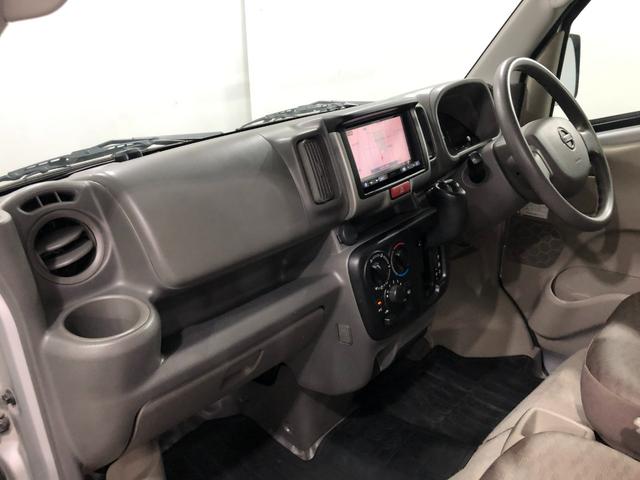 ＮＶ１００クリッパーバンＤＸ　車検整備付／走行距離１１５３７２キロ／フルセグナビ１年保証距離無制限　走行距離１１５３７２キロ　車検整備付　フルセグナビ　ブルートゥース　ＤＶＤ再生　純正フロアマット　助手席エアバッグ（埼玉県）の中古車
