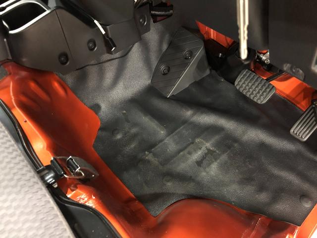 ハイゼットトラックエクストラＳＡIIIｔ　４ＷＤ／走行距離１５６１９キロ１年保証距離無制限　走行距離１５６１９キロ　４ＷＤ　ディスプレイオーディオ　ブルートゥース　バックカメラ　助手席エアバッグ　スマートアシスト３ｔ　マニュアルエアコン（埼玉県）の中古車