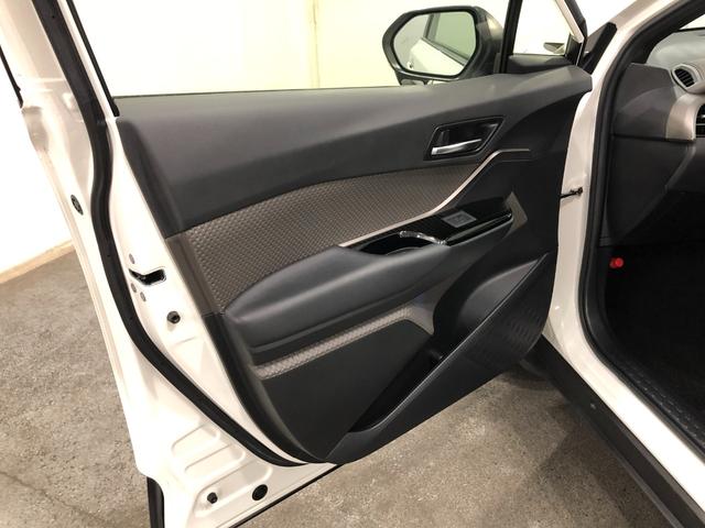 Ｃ−ＨＲＧ−Ｔ　車検整備付／走行７６１１キロ／フルセグナビ／ドラレコ１年保証距離無制限　走行距離７６１１キロ　車検整備付　フルセグナビ　バックカメラ　ブルートゥース　ドラレコ　純正マット　サイドエアバッグ　オートライト　ＬＥＤヘッドランプ　キーフリー（埼玉県）の中古車