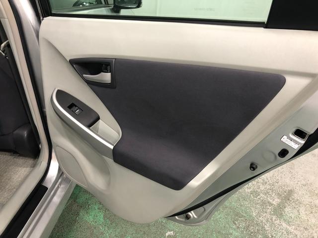 プリウスＳ　ＬＥＤエディション　車検整備付／走行３９８３１キロ／ナビ１年保証距離無制限　走行距離３９８３１キロ　車検整備付　ワンセグナビ　バックカメラ　ブルートゥース　ドラレコ　純正マット　サイドエアバッグ　オートライト　ＬＥＤヘッドランプ（埼玉県）の中古車