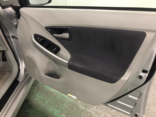 プリウスＳ　ＬＥＤエディション　車検整備付／走行３９８３１キロ／ナビ１年保証距離無制限　走行距離３９８３１キロ　車検整備付　ワンセグナビ　バックカメラ　ブルートゥース　ドラレコ　純正マット　サイドエアバッグ　オートライト　ＬＥＤヘッドランプ（埼玉県）の中古車