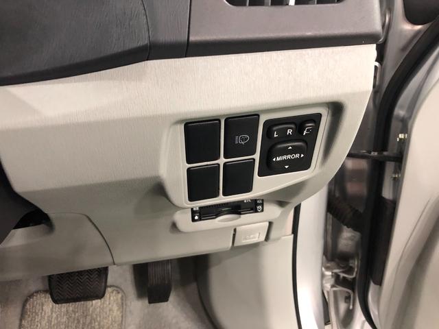 プリウスＳ　ＬＥＤエディション　車検整備付／走行３９８３１キロ／ナビ１年保証距離無制限　走行距離３９８３１キロ　車検整備付　ワンセグナビ　バックカメラ　ブルートゥース　ドラレコ　純正マット　サイドエアバッグ　オートライト　ＬＥＤヘッドランプ（埼玉県）の中古車