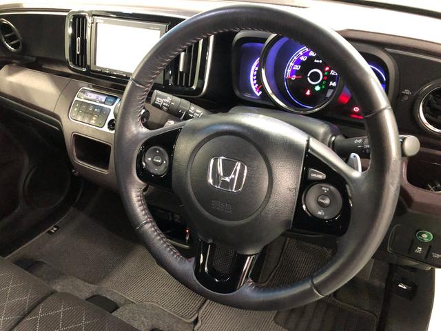 Ｎ−ＯＮＥプレミアム　ツアラー　車検整備付／走行８６５８１キロ／ナビ１年保証距離無制限　走行距離８６５８１キロ　車検整備付　ワンセグナビ　バックカメラ　ブルートゥース　ドラレコ　純正マット　サイドエアバッグ　オートライト　ＨＩＤヘッドランプ（埼玉県）の中古車