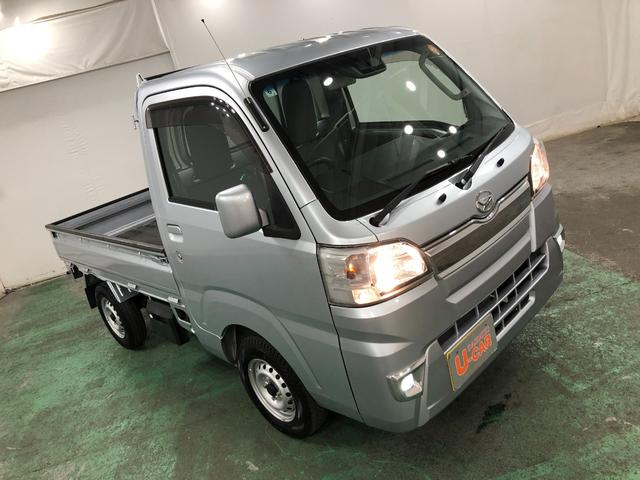 ハイゼットトラックエクストラＳＡIIIｔ　ＭＴ５速／走行１０７３３キロ／マット１年保証距離無制限　走行距離１０７３３キロ　ＭＴ５速　マニュアル車　ＣＤチューナー　純正マット　荷台作業灯　助手席エアバッグ　スマートアシスト３ｔ　マニュアルエアコン（埼玉県）の中古車