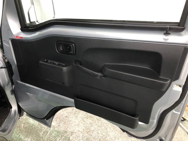 ハイゼットトラックエクストラＳＡIIIｔ　ＭＴ５速／走行１０７３３キロ／マット１年保証距離無制限　走行距離１０７３３キロ　ＭＴ５速　マニュアル車　ＣＤチューナー　純正マット　荷台作業灯　助手席エアバッグ　スマートアシスト３ｔ　マニュアルエアコン（埼玉県）の中古車