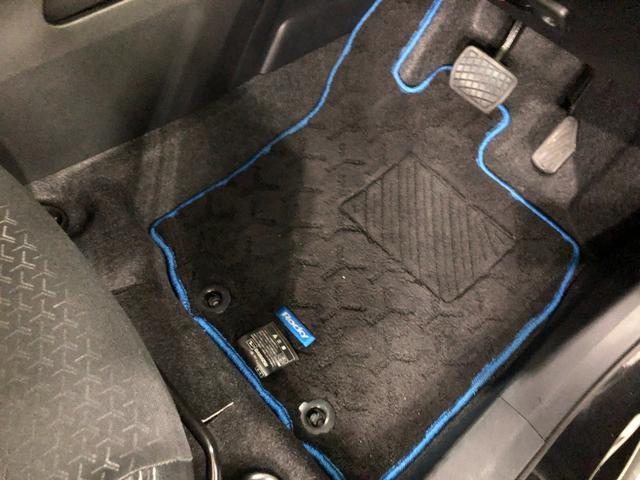 ロッキープレミアムＧ　ＨＥＶ　車検整備付／走行４９１５０キロ／ナビ１年保証距離無制限　走行距離４９１５０キロ　純正フルセグナビ　パノラマモニター　ドラレコ　純正マット　サイドエアバッグ　ＬＥＤヘッドランプ　アイドリングストップ　シートヒーター　オート格納式ドアミラー（埼玉県）の中古車