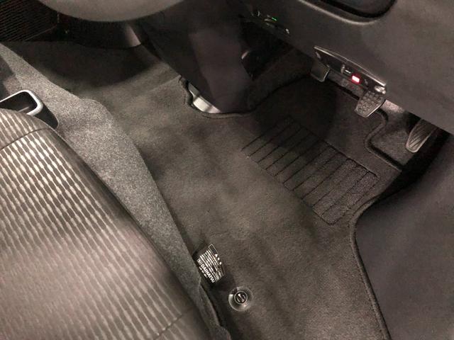 ハイゼットカーゴクルーズターボ　走行７８５５キロ／ディスプレイオーディオ１年保証距離無制限　走行距離７８５５キロ　ディスプレイオーディオ　バックカメラ　ブルートゥース　ドラレコ　純正マット　ＬＥＤヘッドランプ　アイドリングストップ　両側スライドドア　電動格納式ドアミラー（埼玉県）の中古車