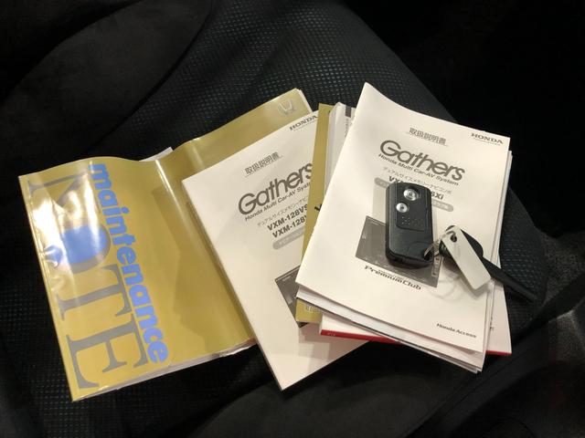 フィット１３Ｇ・スマートセレクション　ファインスタイル　車検整備付１年保証距離無制限　走行距離５４４５４キロ　車検整備付　ワンセグナビ　バックカメラ　ＤＶＤ再生　純正マット　助手席エアバッグ　オートライト　ＨＩＤヘッドランプ（埼玉県）の中古車