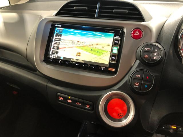 フィット１３Ｇ・スマートセレクション　ファインスタイル　車検整備付１年保証距離無制限　走行距離５４４５４キロ　車検整備付　ワンセグナビ　バックカメラ　ＤＶＤ再生　純正マット　助手席エアバッグ　オートライト　ＨＩＤヘッドランプ（埼玉県）の中古車