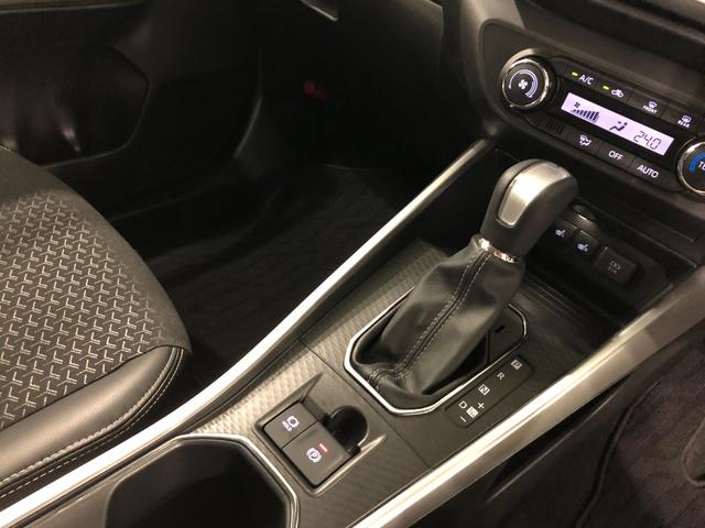 ロッキープレミアムＧ　当社社員使用ＵＰ車一年保証・走行距離無制限　走行３７９８９キロ　クリアランスソナー　オートライト　ＬＥＤヘッドライト　左右シートヒーター　バックフォグ　アダプティブクルーズコントロール（埼玉県）の中古車