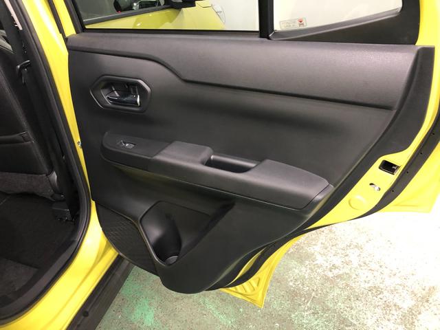 ロッキープレミアムＧ　当社社員使用ＵＰ車一年保証・走行距離無制限　走行３７９８９キロ　クリアランスソナー　オートライト　ＬＥＤヘッドライト　左右シートヒーター　バックフォグ　アダプティブクルーズコントロール（埼玉県）の中古車