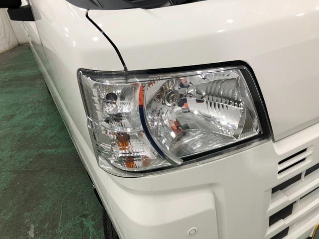 ハイゼットカーゴＤＸ　車検整備付／走行９３４７キロ／ＣＤチューナー／マット１年保証距離無制限　走行距離９３４７キロ　車検整備付　ＣＤチューナー　純正マット　助手席エアバッグ　クリアランスソナー　オートライト　アイドリングストップ　キーレスエントリー　両側スライドドア（埼玉県）の中古車