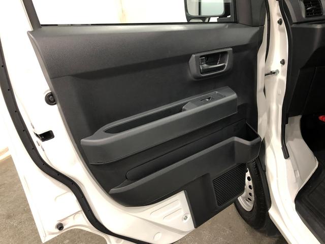 ハイゼットカーゴＤＸ　車検整備付／走行９３４７キロ／ＣＤチューナー／マット１年保証距離無制限　走行距離９３４７キロ　車検整備付　ＣＤチューナー　純正マット　助手席エアバッグ　クリアランスソナー　オートライト　アイドリングストップ　キーレスエントリー　両側スライドドア（埼玉県）の中古車