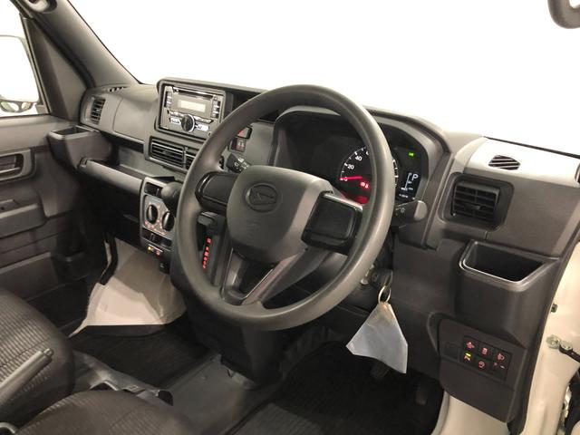 ハイゼットカーゴＤＸ　車検整備付／走行９３４７キロ／ＣＤチューナー／マット１年保証距離無制限　走行距離９３４７キロ　車検整備付　ＣＤチューナー　純正マット　助手席エアバッグ　クリアランスソナー　オートライト　アイドリングストップ　キーレスエントリー　両側スライドドア（埼玉県）の中古車