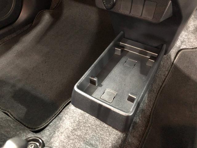 ミライースＬ　走行６８９６キロ／オートライト／マット１年保証距離無制限　走行距離６８９６キロ　マット　助手席エアバッグ　オートライト　アイドリングストップ　マニュアルエアコン　キーレスエントリー（埼玉県）の中古車