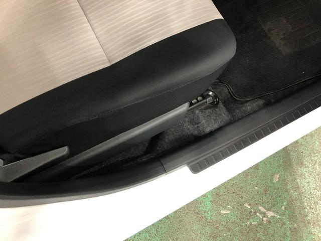 ミライースＬ　走行５４７１キロ／オートライト／マット１年保証距離無制限　走行距離５４７１キロ　マット　オートライト　アイドリングストップ　キーレスエントリー　マニュアルエアコン（東京都）の中古車