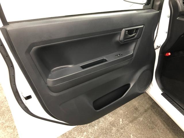 ミライースＬ　走行５４７１キロ／オートライト／マット１年保証距離無制限　走行距離５４７１キロ　マット　オートライト　アイドリングストップ　キーレスエントリー　マニュアルエアコン（東京都）の中古車