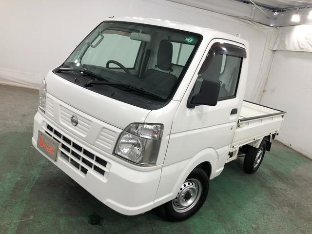 ＮＴ１００クリッパートラックＤＸ　４ＷＤ／車検整備付／走行５５５８キロ／ＦＭＡＭラジオ１年保証距離無制限　走行距離５５５８キロ　４ＷＤ　車検整備付　ＦＭＡＭラジオ　純正フロアマット　助手席エアバッグ　マニュアルエアコン（埼玉県）の中古車