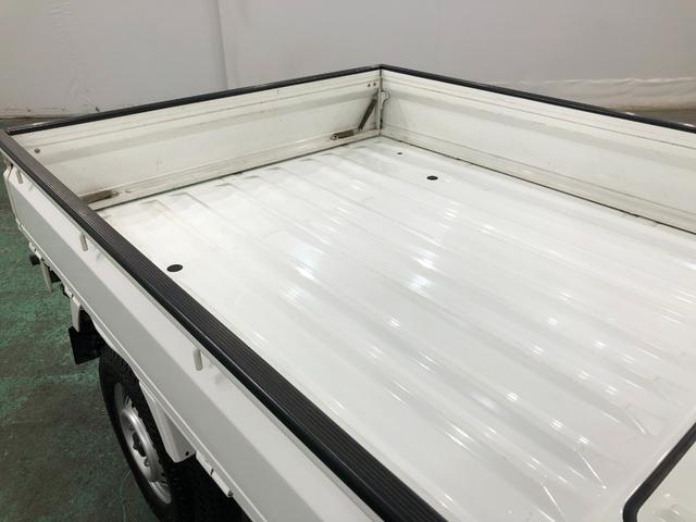 ＮＴ１００クリッパートラックＤＸ　４ＷＤ／車検整備付／走行５５５８キロ／ＦＭＡＭラジオ１年保証距離無制限　走行距離５５５８キロ　４ＷＤ　車検整備付　ＦＭＡＭラジオ　純正フロアマット　助手席エアバッグ　マニュアルエアコン（埼玉県）の中古車