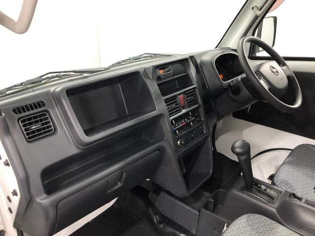 ＮＴ１００クリッパートラックＤＸ　４ＷＤ／車検整備付／走行５５５８キロ／ＦＭＡＭラジオ１年保証距離無制限　走行距離５５５８キロ　４ＷＤ　車検整備付　ＦＭＡＭラジオ　純正フロアマット　助手席エアバッグ　マニュアルエアコン（埼玉県）の中古車
