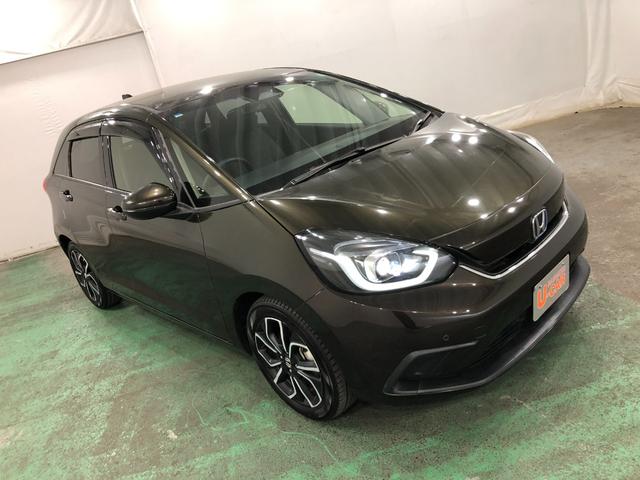 フィットｅ：ＨＥＶホーム　走行９９４３キロ／ナビ／バックカメラ１年保証距離無制限　走行距離９９４３キロ　フルセグナビ　バックカメラ　ブルートゥース　ＵＳＢ２口　純正マット　サイドエアバッグ　オートライト　ＬＥＤヘッドランプ　電動格納式ドアミラー　キーフリー（埼玉県）の中古車