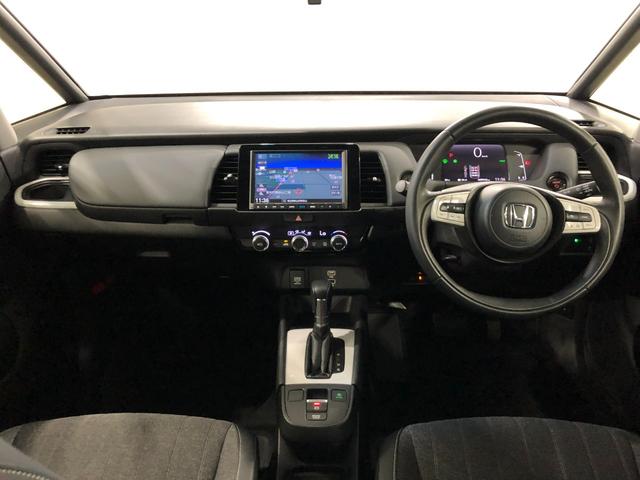 フィットｅ：ＨＥＶホーム　走行９９４３キロ／ナビ／バックカメラ１年保証距離無制限　走行距離９９４３キロ　フルセグナビ　バックカメラ　ブルートゥース　ＵＳＢ２口　純正マット　サイドエアバッグ　オートライト　ＬＥＤヘッドランプ　電動格納式ドアミラー　キーフリー（埼玉県）の中古車