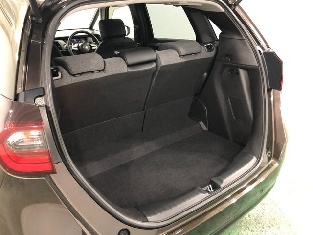 フィットｅ：ＨＥＶホーム　走行９９４３キロ／ナビ／バックカメラ１年保証距離無制限　走行距離９９４３キロ　フルセグナビ　バックカメラ　ブルートゥース　ＵＳＢ２口　純正マット　サイドエアバッグ　オートライト　ＬＥＤヘッドランプ　電動格納式ドアミラー　キーフリー（埼玉県）の中古車