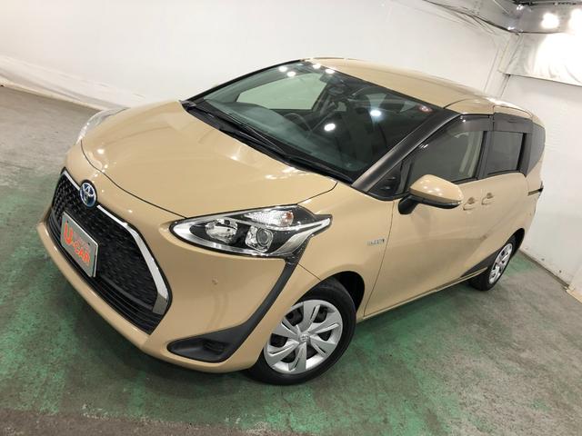 シエンタハイブリッド　ファンベースＸ　走行１５８１２キロ／純正マット１年保証距離無制限　走行距離１５８１２キロ　ＵＳＢソケット　純正カーペットマット　助手席エアバッグ　クリアランスソナー　オートマチックハイビーム　片側電動スライドドア　キーレスエントリー（埼玉県）の中古車