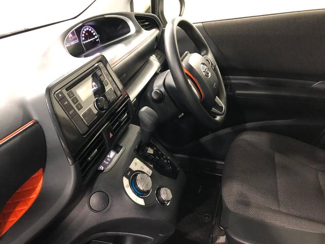 シエンタハイブリッド　ファンベースＸ　走行１５８１２キロ／純正マット１年保証距離無制限　走行距離１５８１２キロ　ＵＳＢソケット　純正カーペットマット　助手席エアバッグ　クリアランスソナー　オートマチックハイビーム　片側電動スライドドア　キーレスエントリー（埼玉県）の中古車