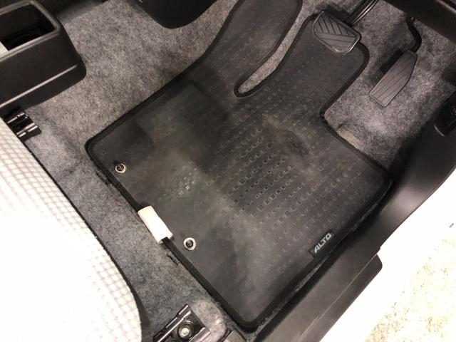 アルトＦ　走行距離６５８４５キロ　　ＴＶ　ナビ　ＥＴＣ１年保証距離無制限　走行距離６５８４５キロ　純正カーペットマット　キーレスエントリー　メンテナンスノート　取扱説明書　横滑り防止システム　レベライザー（埼玉県）の中古車