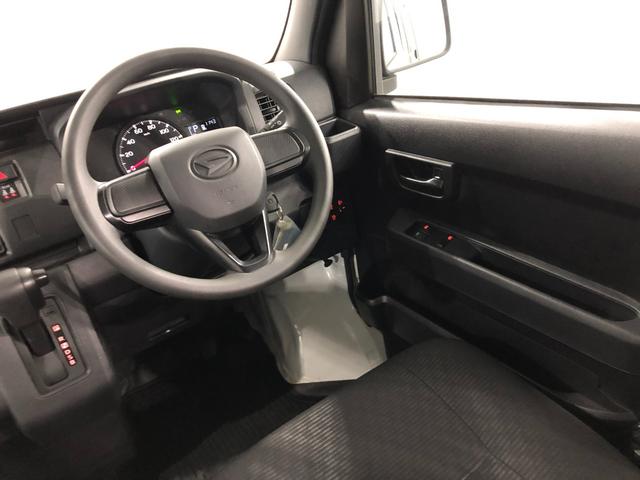 ハイゼットカーゴＤＸ　車検整備付／走行９５０３キロ／ＣＤチューナー／マット１年保証距離無制限　走行距離９５０３キロ　車検整備付　ＣＤチューナー　純正フロアマット　助手席エアバッグ　クリアランスソナー　オートライト　アイドリングストップ　両側スライドドア　キーレスエントリー（埼玉県）の中古車