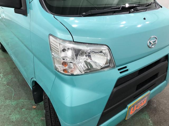 ハイゼットカーゴデラックスＳＡIII　走行２７８４９キロ／４ＷＤ／ナビ一年保証・走行距離無制限　走行２７８４９キロ　純正カーペットマット　フルセグナビ　ブルートゥース　バックカメラ　ＤＶＤ　アイドリングストップ　キーレス（埼玉県）の中古車