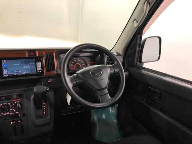 ハイゼットカーゴデラックスＳＡIII　走行２７８４９キロ／４ＷＤ／ナビ一年保証・走行距離無制限　走行２７８４９キロ　純正カーペットマット　フルセグナビ　ブルートゥース　バックカメラ　ＤＶＤ　アイドリングストップ　キーレス（埼玉県）の中古車