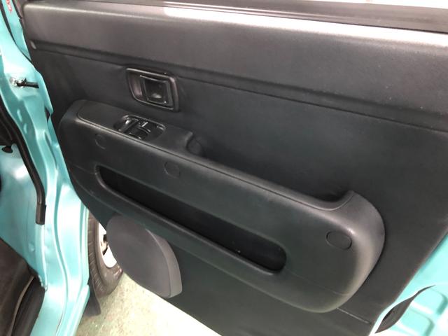 ハイゼットカーゴデラックスＳＡIII　走行２７８４９キロ／４ＷＤ／ナビ一年保証・走行距離無制限　走行２７８４９キロ　純正カーペットマット　フルセグナビ　ブルートゥース　バックカメラ　ＤＶＤ　アイドリングストップ　キーレス（埼玉県）の中古車