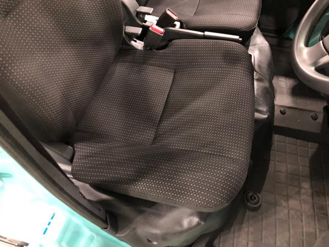 ハイゼットカーゴデラックスＳＡIII　走行２７８４９キロ／４ＷＤ／ナビ一年保証・走行距離無制限　走行２７８４９キロ　純正カーペットマット　フルセグナビ　ブルートゥース　バックカメラ　ＤＶＤ　アイドリングストップ　キーレス（埼玉県）の中古車