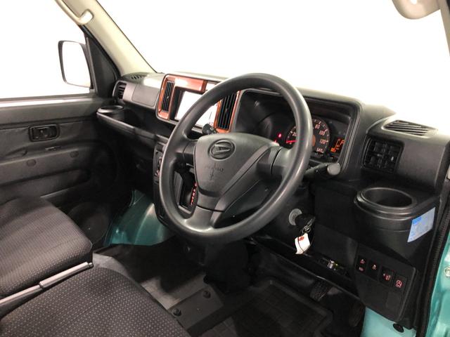 ハイゼットカーゴデラックスＳＡIII　走行２７８４９キロ／４ＷＤ／ナビ一年保証・走行距離無制限　走行２７８４９キロ　純正カーペットマット　フルセグナビ　ブルートゥース　バックカメラ　ＤＶＤ　アイドリングストップ　キーレス（埼玉県）の中古車