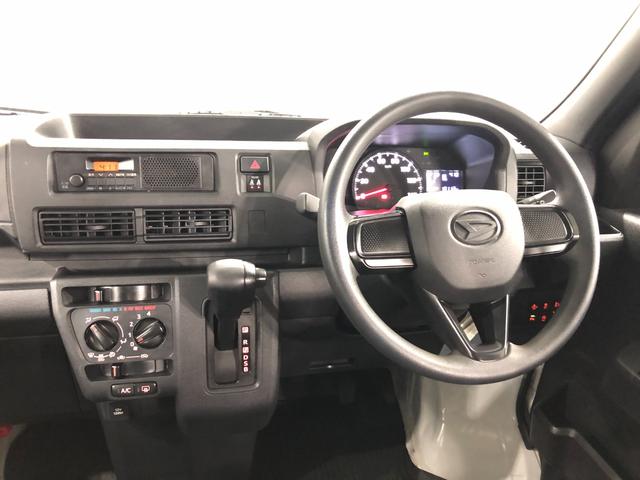 ハイゼットカーゴスペシャル　走行１０１１２キロ／車検整備付／ＡＭＦＭラジオ一年保証・走行距離無制限　走行１０１１２キロ　助手席エアバック　純正カーペットマット　クリアランスソナー　オートライト　アイドリングストップ（埼玉県）の中古車
