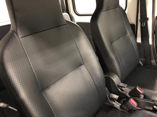ハイゼットカーゴスペシャル　走行１０１１２キロ／車検整備付／ＡＭＦＭラジオ一年保証・走行距離無制限　走行１０１１２キロ　助手席エアバック　純正カーペットマット　クリアランスソナー　オートライト　アイドリングストップ（埼玉県）の中古車