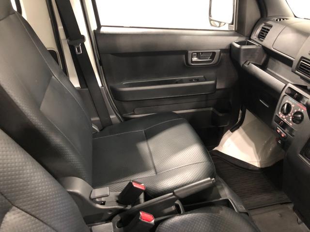 ハイゼットカーゴスペシャル　走行１０１１２キロ／車検整備付／ＡＭＦＭラジオ一年保証・走行距離無制限　走行１０１１２キロ　助手席エアバック　純正カーペットマット　クリアランスソナー　オートライト　アイドリングストップ（埼玉県）の中古車