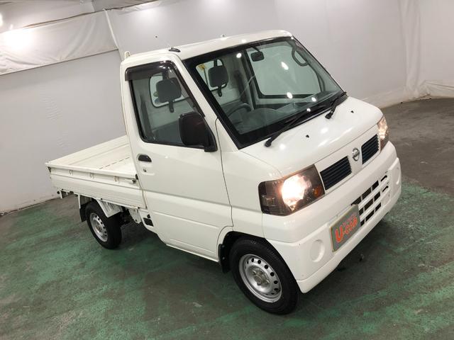 クリッパートラックＤＸ　４ＷＤ／車検整備付／走行２５１８３キロ１年保証距離無制限　走行距離２５１８３キロ　車検整備付　４ＷＤ　マニュアルエアコン　純正フロアマット　マニュアルエアコン　パワステなし（埼玉県）の中古車