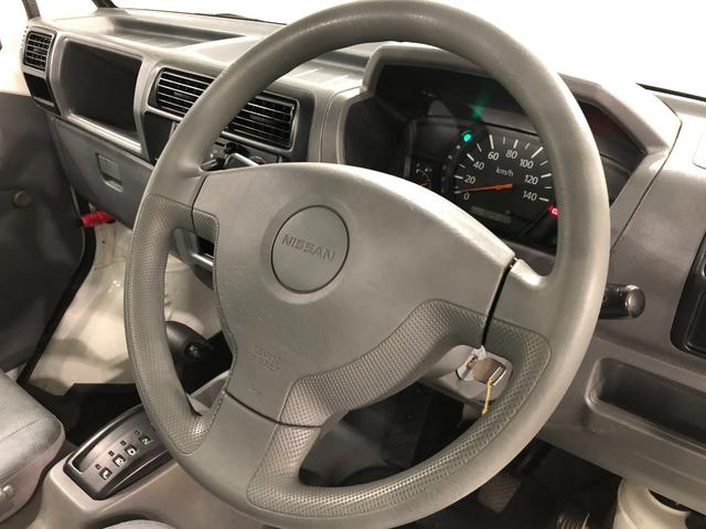 クリッパートラックＤＸ　４ＷＤ／車検整備付／走行２５１８３キロ１年保証距離無制限　走行距離２５１８３キロ　車検整備付　４ＷＤ　マニュアルエアコン　純正フロアマット　マニュアルエアコン　パワステなし（埼玉県）の中古車