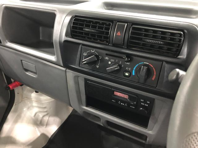 クリッパートラックＤＸ　４ＷＤ／車検整備付／走行２５１８３キロ１年保証距離無制限　走行距離２５１８３キロ　車検整備付　４ＷＤ　マニュアルエアコン　純正フロアマット　マニュアルエアコン　パワステなし（埼玉県）の中古車
