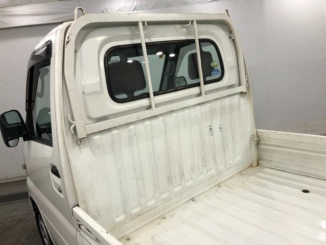 クリッパートラックＤＸ　４ＷＤ／車検整備付／走行２５１８３キロ１年保証距離無制限　走行距離２５１８３キロ　車検整備付　４ＷＤ　マニュアルエアコン　純正フロアマット　マニュアルエアコン　パワステなし（埼玉県）の中古車
